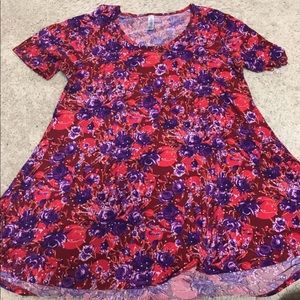 Lularoe Perfect Tee M